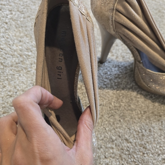 Madden Girl - Elegant Tan and Gold Women's Heels - Picture 3 of 10